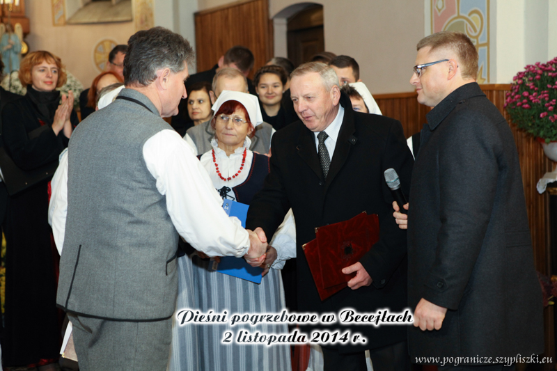 Pieni
                            pogrzebowe w tradycji ludowej-Pogranicze -
                            Becejy 2014
