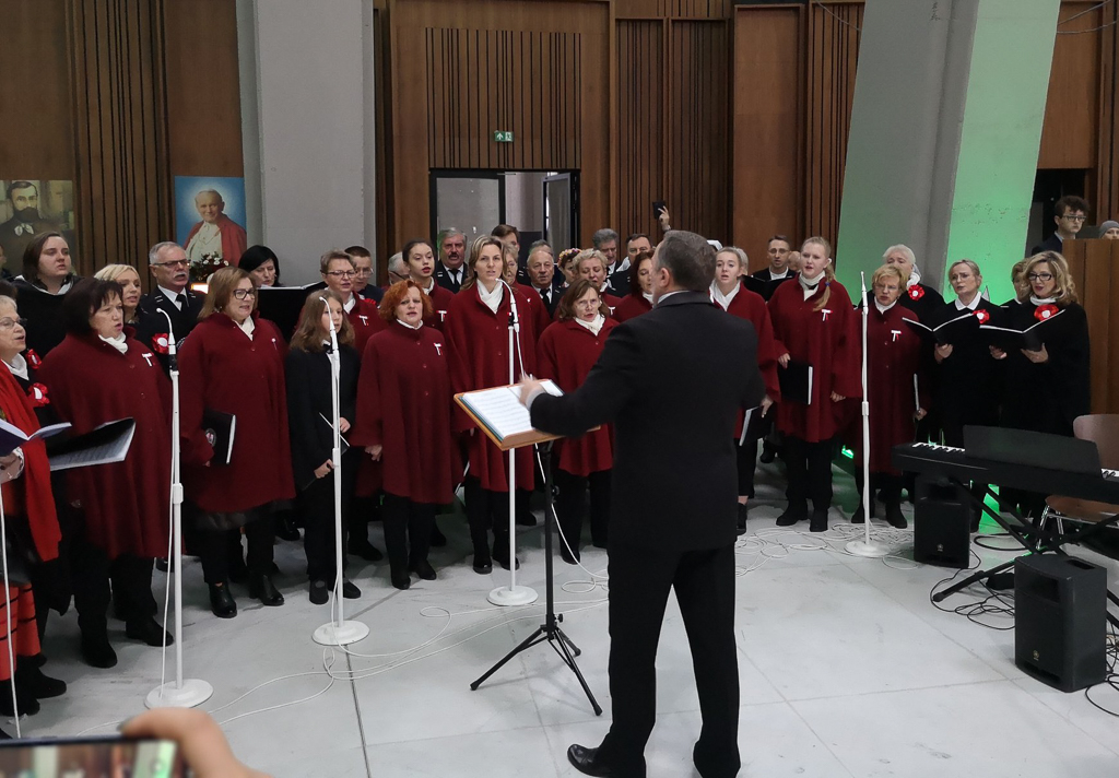 Inauguracja obchodw
                            setnej rocznicy Odzyskania Niepodlegoci
                            Polski organizowanej przez Zarzd Gwny
                            Ochotniczych Stray Poarnych w wityni
                            Opatrznoci Boej Warszawa 18 listopada
                            2018