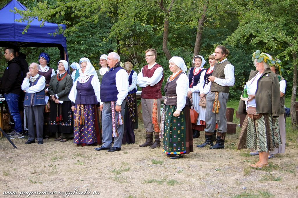 „Noc
                            witojaska w Turtulu” koncert pieni z
                            pogranicza polsko-litewskiego wykonany przez
                            zespoy „Pogranicze” z Szypliszk i „Sudonia”
                            z Kazlu Rudy. 22 czerwca 2018