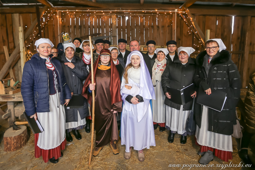 Uroczysto
                            wita Trzech Krli w kociele parafialnym w
                            Becejach